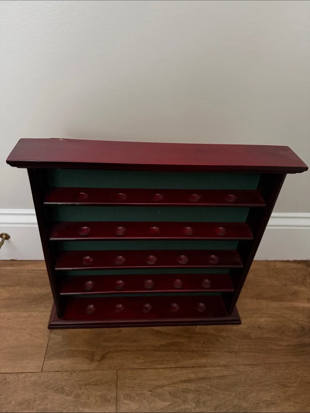 25 Space Wooden Golf Ball Wall-Mount Display Shelf